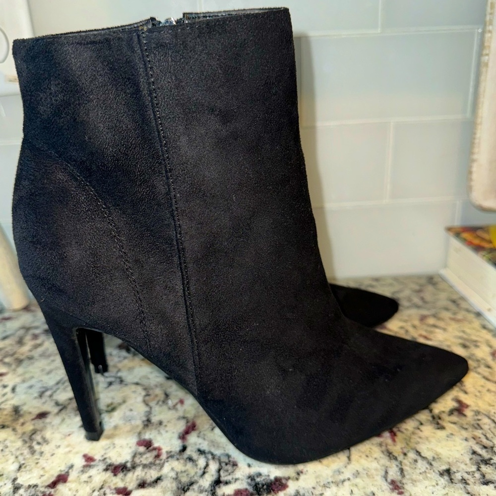 Unilady stiletto heel booties - size 9